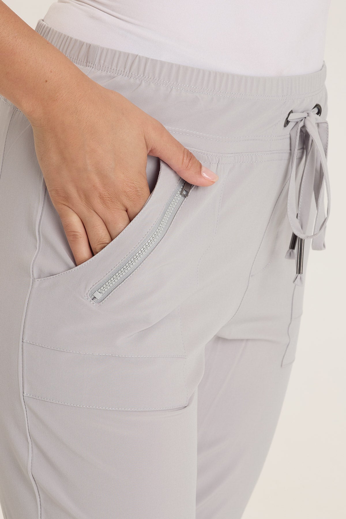 Aksana Whisper Stretch Ruched Active Slim Pant