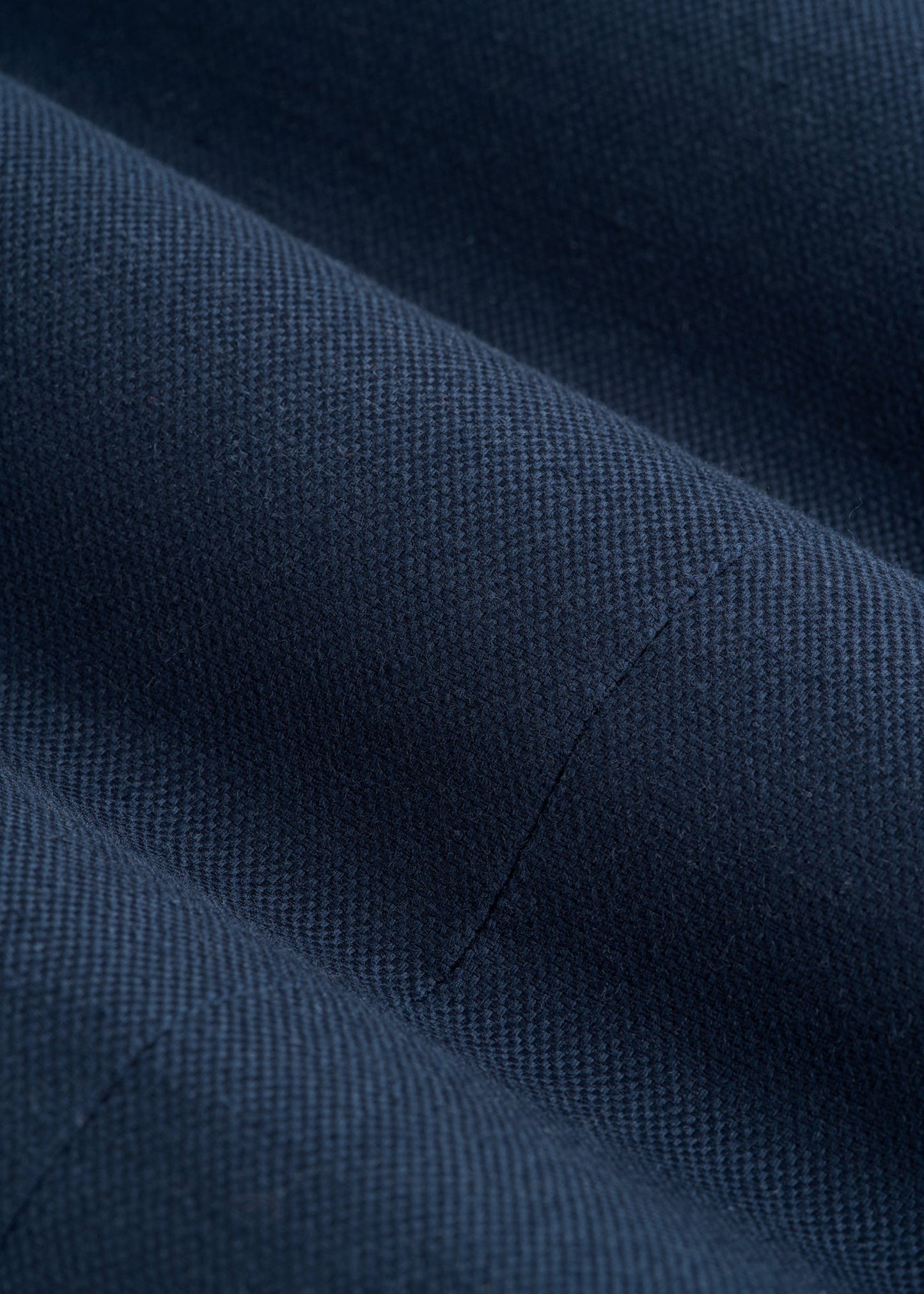 Stretch Cotton Linen Blend Shorts for Tall Men in Navy Blue