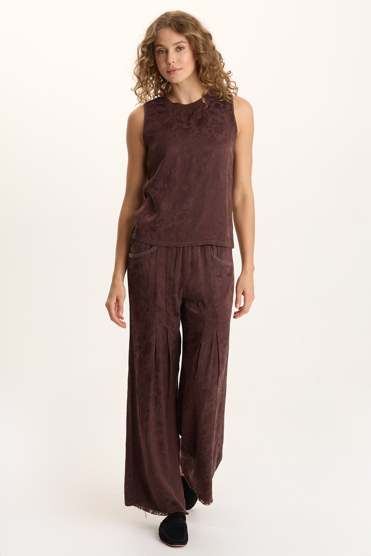 Twaina Textured Satin Soft Volume Wide Leg Pant