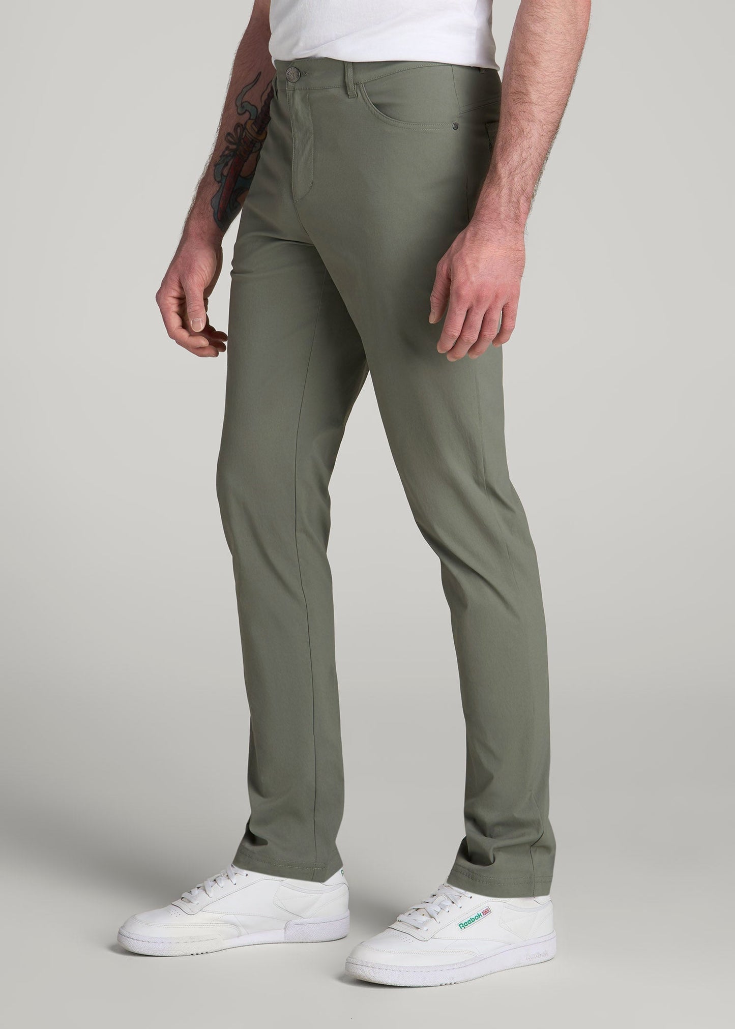 TAPERED-FIT Traveler Pants for Tall Men in Wreath Green