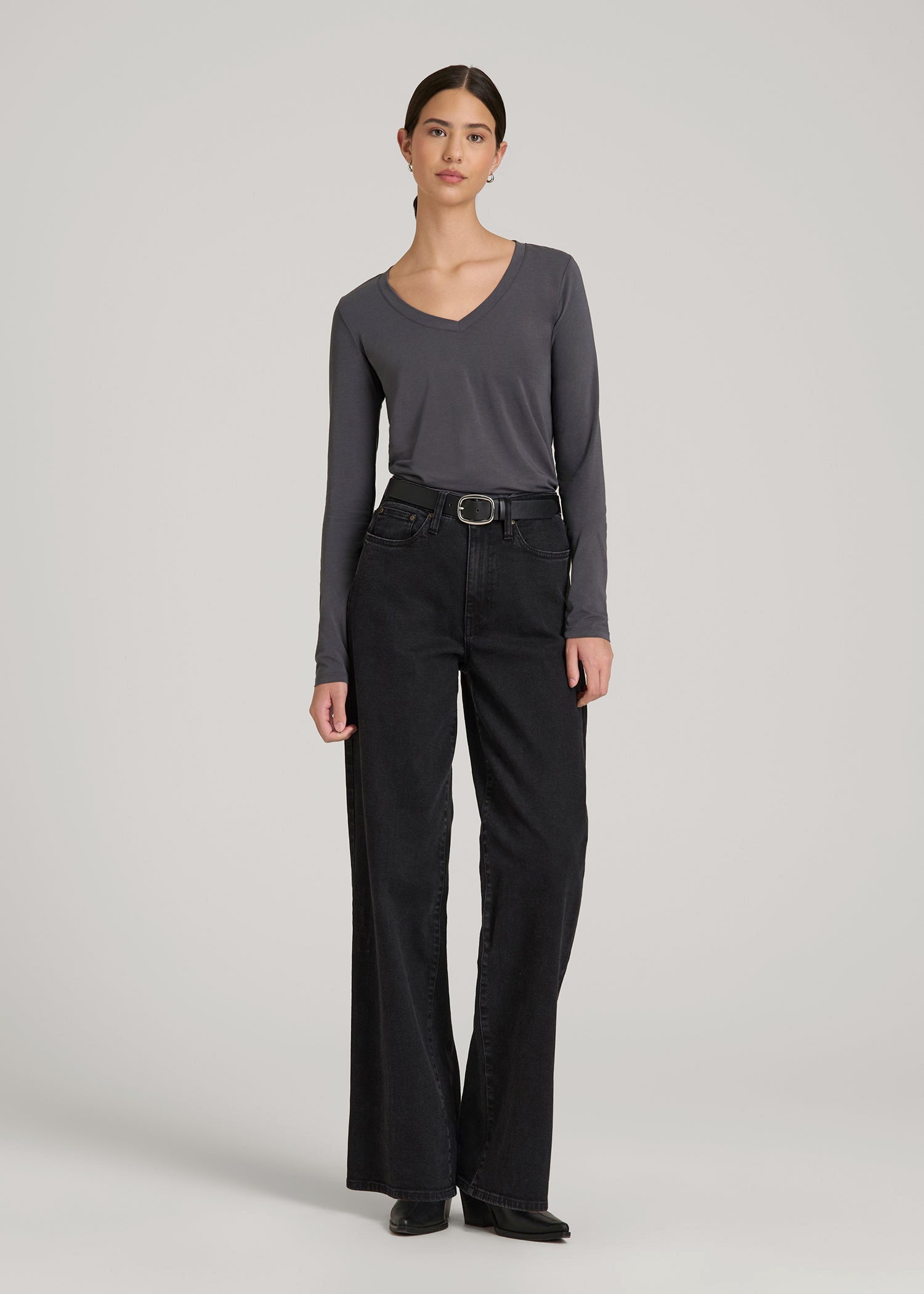 Long Sleeve Scoop V-Neck Tee Shirt for Tall Women in Charcoal