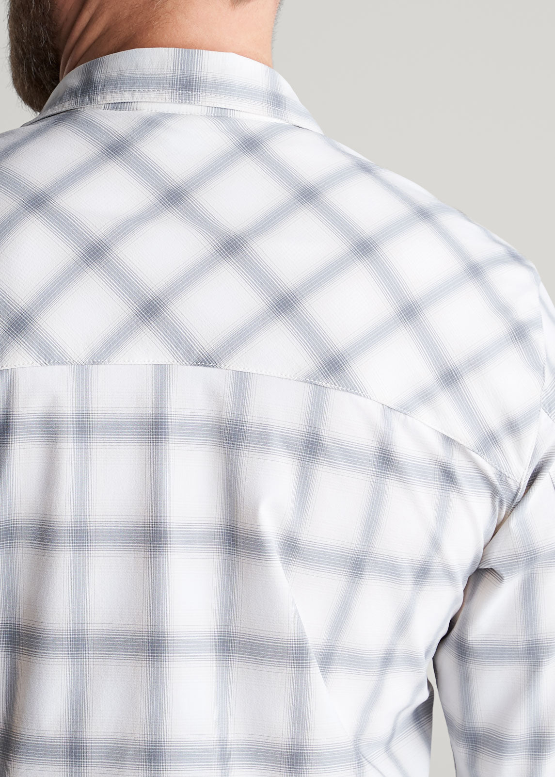 Ultra Lightweight Snap-Front Shirt for Tall Men in Birch Smoke